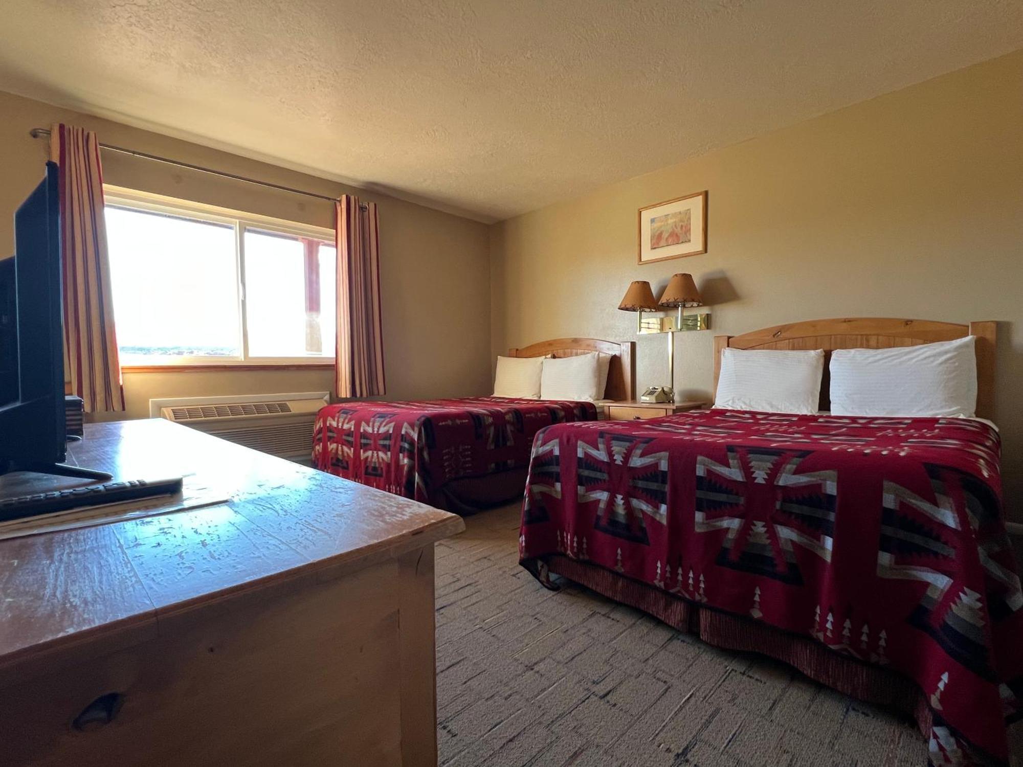 טורי The Rim Rock Inn מראה חיצוני תמונה
